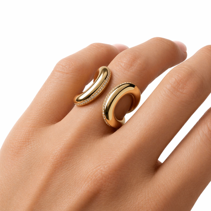 The Palm Sway | 18K Gold &amp; Zirconia Stone Sculptural Statement Ring