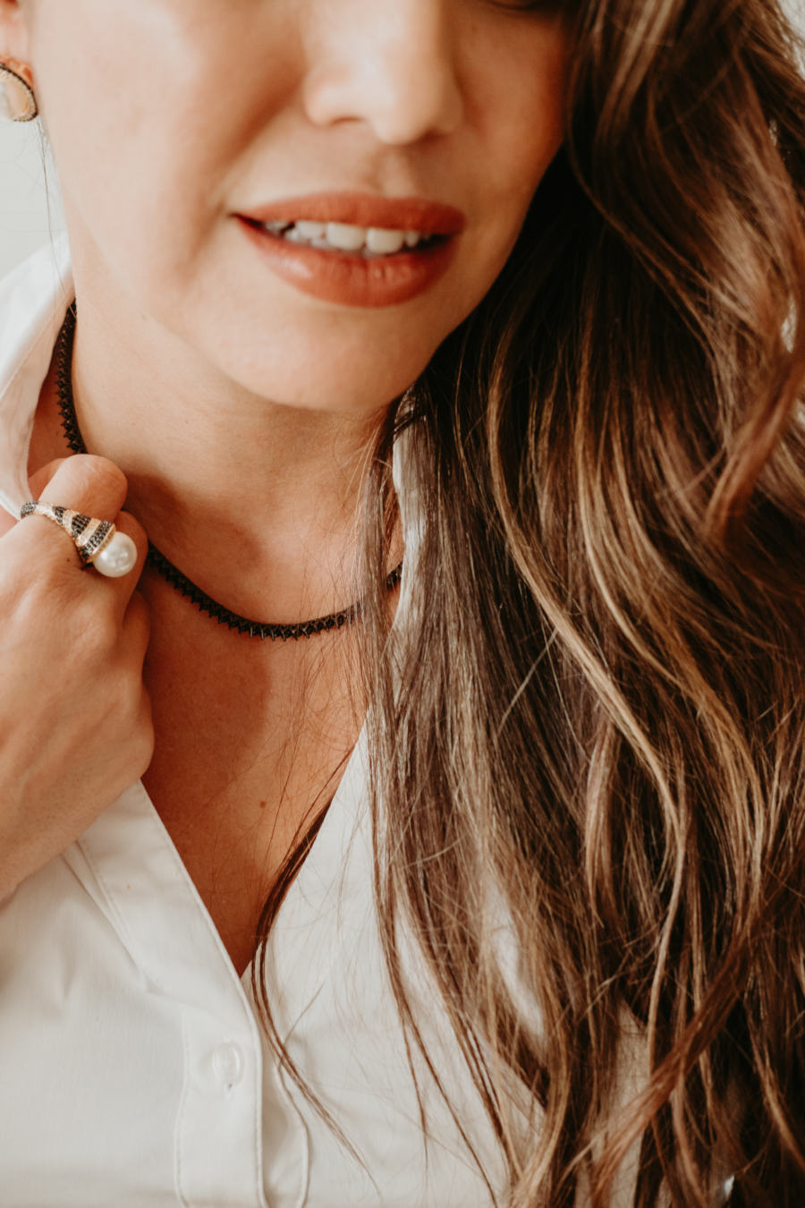 curved black zirconia necklace collarbone fit elegant silver Riviera necklace modern jewelry