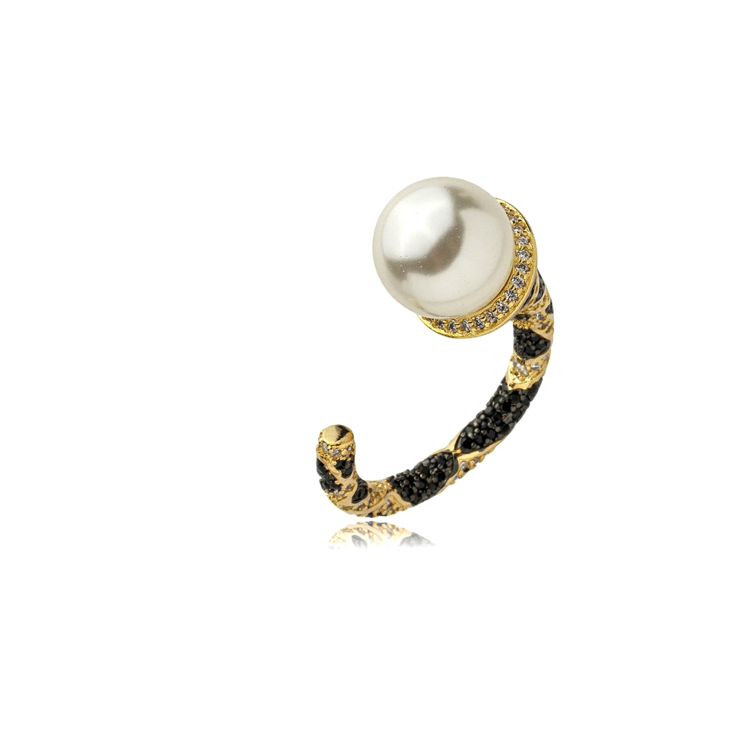The Le Vie Di Roma | 18K Gold Plated Faux Pearl Ring with Black Zirconia