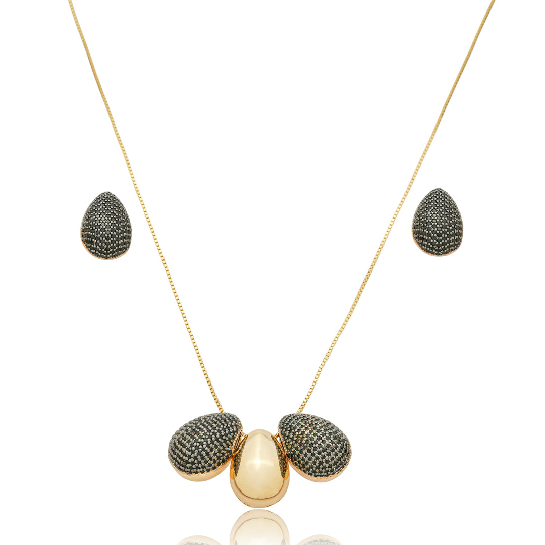 The Eclipse In Black | 18K Gold Plated Jewelry Set with Black Zirconia