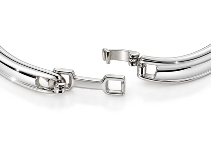 White Rhodium statement necklace close up showing polished hinged clasp and secure closure mechanism